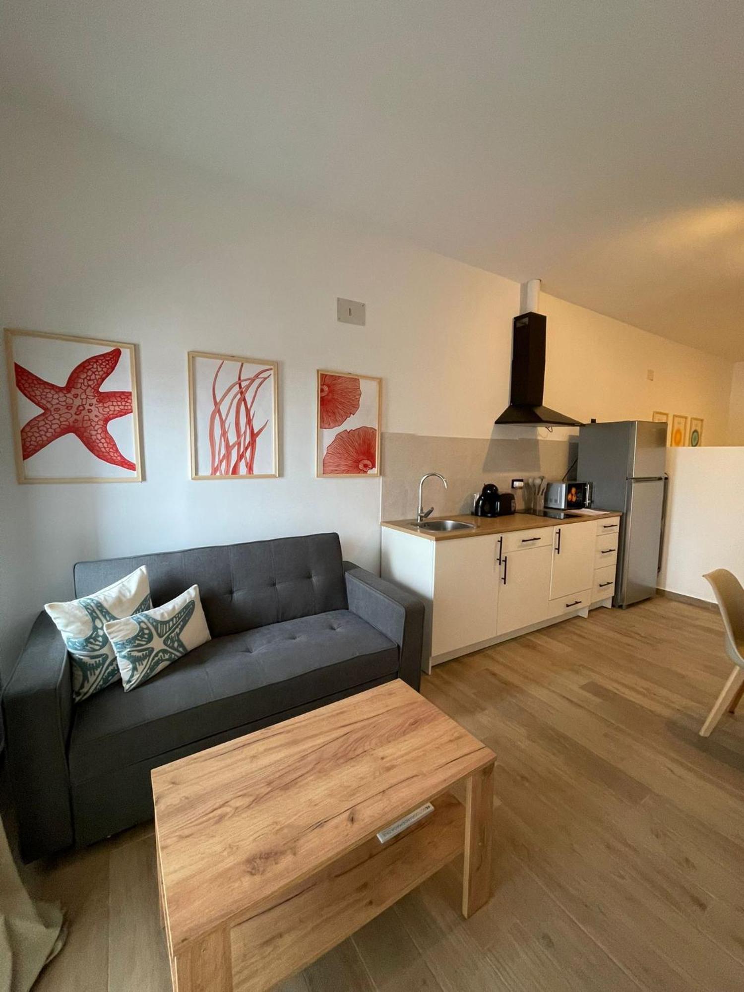 Apartamentos Matilda Conil De La Frontera Exterior foto